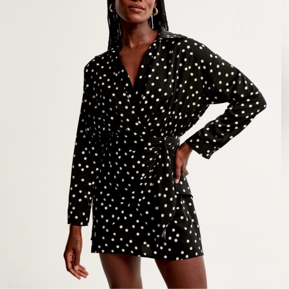 Abercrombie & Fitch Black and White Polka Dot Dress